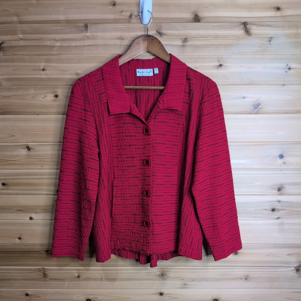 Habitat Red Textured Button Front Pleated Back Top Style 25619 Women Medium